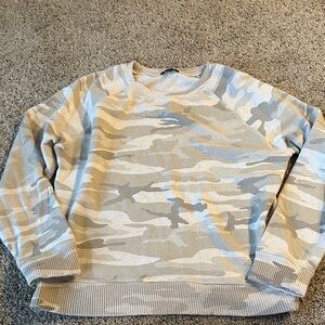 Rails oatmeal Theo camo top